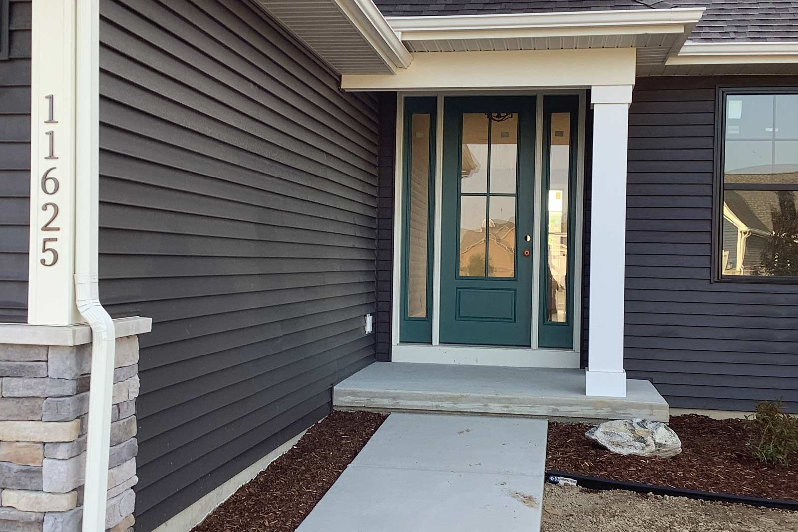 Photo of new home built on Murano Dr in Crowner Farms subdivision, DeWitt